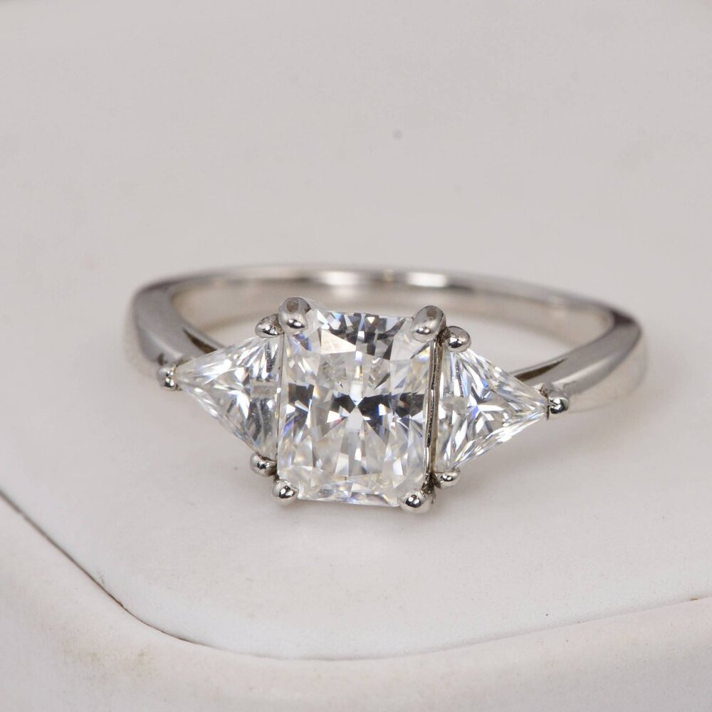 2.0 ct Radiant Cut Moissanite Engagement Ring 925 Sterling